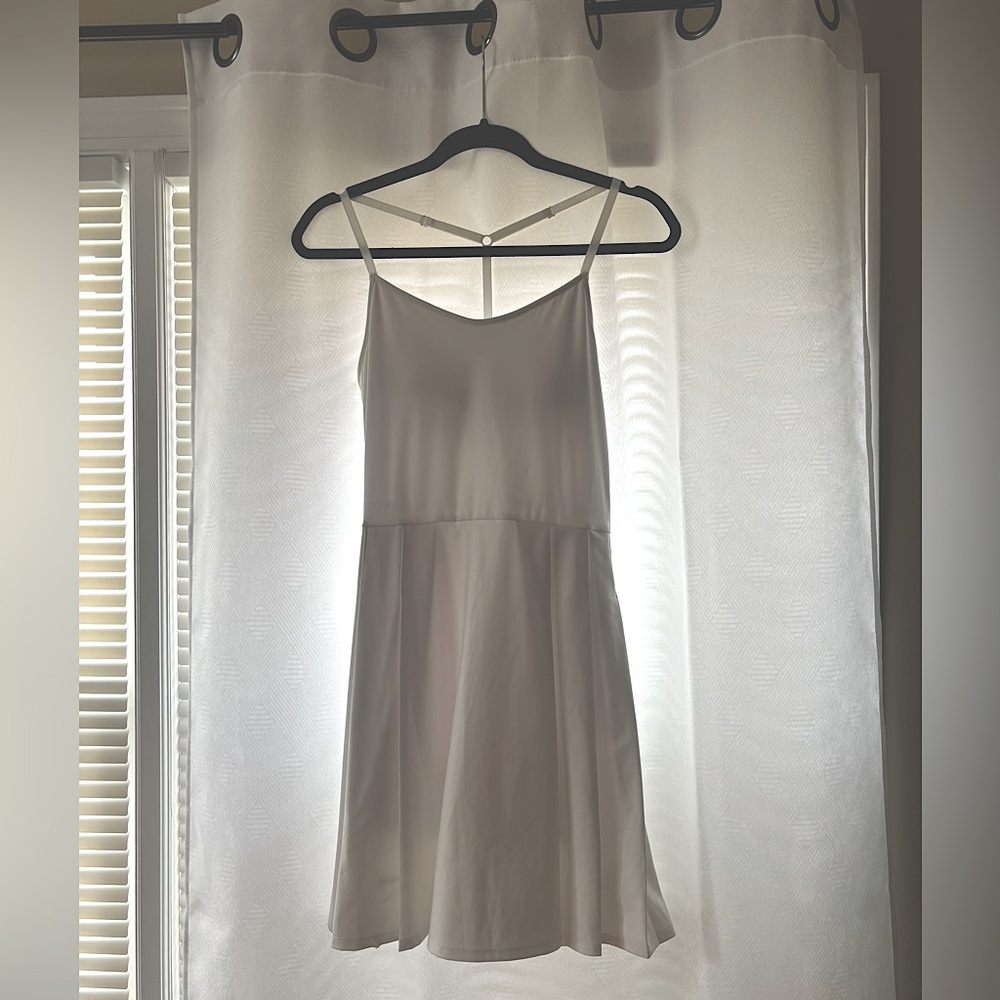 Tommy Bahama Athletic Dress Size Small NWOT